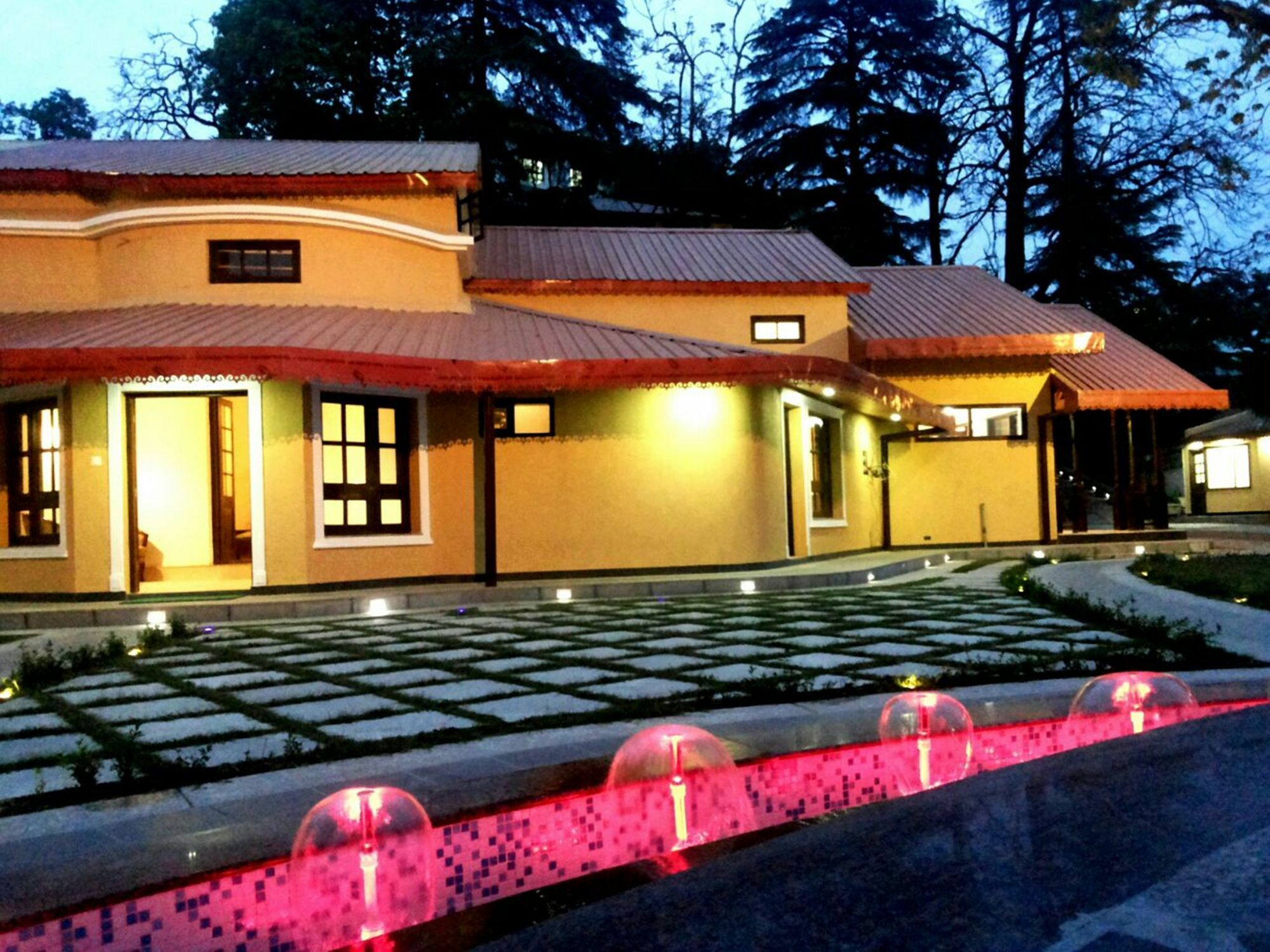 Hotel Treebo Trend Royal Mansion Mussoorie Zewnętrze zdjęcie
